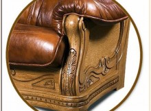 Canapé en cuir avec structure en bois dur