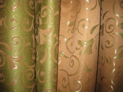choisissez le tissu pour les rideaux