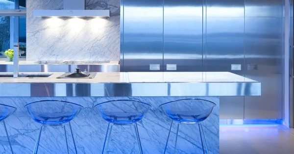 Style high-tech à l'intérieur: 11 recommandations d'aménagement + photo