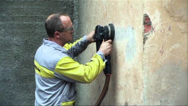 10 façons d'enlever la peinture d'un mur