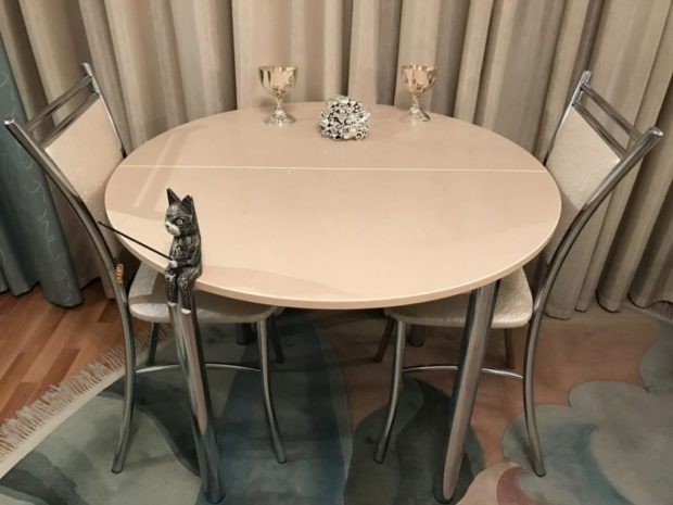 7 conseils pour choisir des tables coulissantes