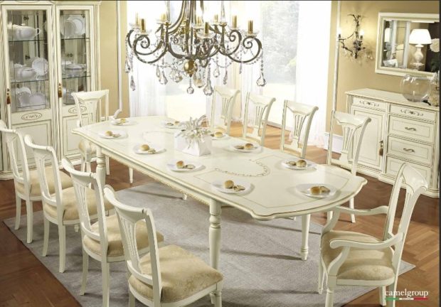 composition du mobilier de salle à manger italien