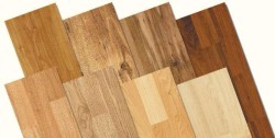 fixer le stratifié au plafond