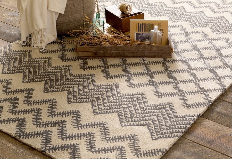9 conseils pour choisir un tapis au sol: dans le salon, la pépinière, la chambre