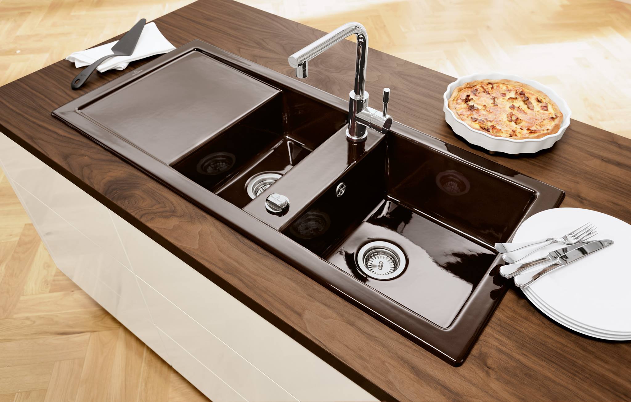Quel évier (évier) choisir pour la cuisine: matériau, design
