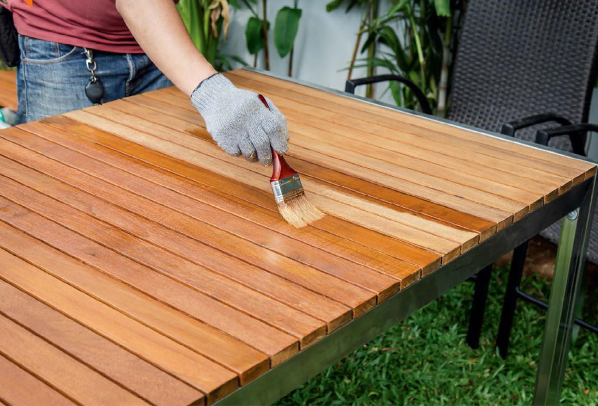 9 conseils pour choisir des outils pour protéger le bois de la pourriture, de l'humidité et du feu