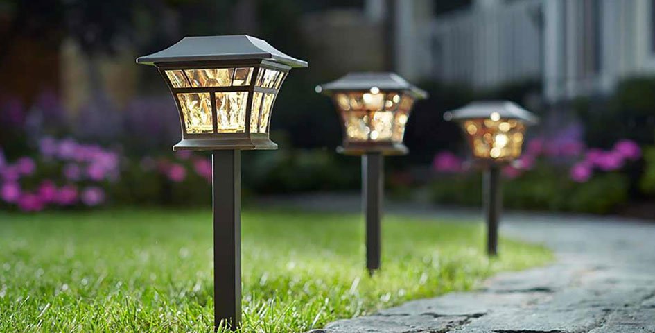 Luminaires solaires pour le jardin et le jardin: 10 conseils pour choisir